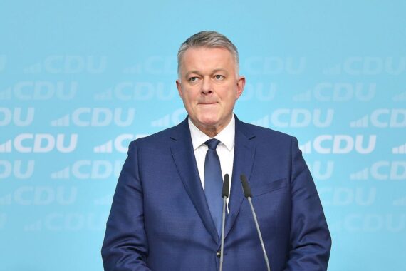 Politische Umfrage in Rheinland-Pfalz: CDU vorn, Alexander Schweitzer (SPD) beliebtester Ministerpräsident.