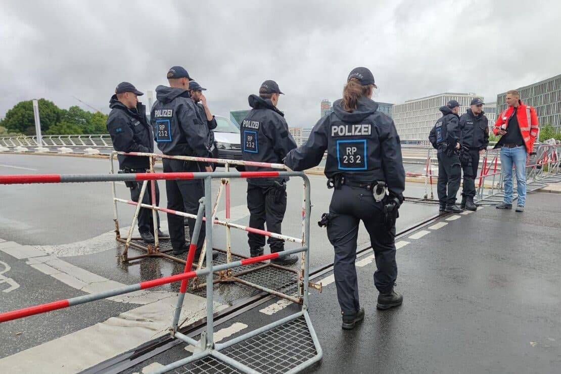 Polizei erlässt Sicherheitsverfügungen für Staatsbesuch in Berlin-Mitte