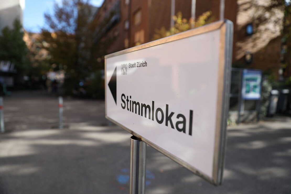 Schweizer stimmen gegen drastische Kürzung des Rundfunkbeitrags