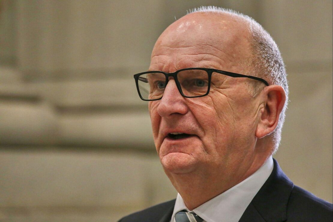 Woidke verabschiedet mehrere Minister nach Koalitionsende