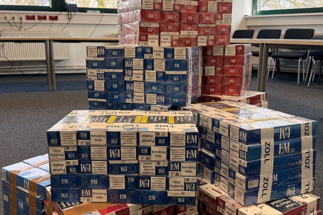 Zoll stoppt Schmuggel von 60.000 Zigaretten im Hamburger Hafen