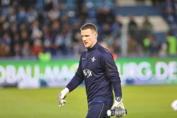 Packendes Fußballspiel: Darmstadt 98 und Elversberg trennten sich 3:3. Spannung bis zum Schluss!