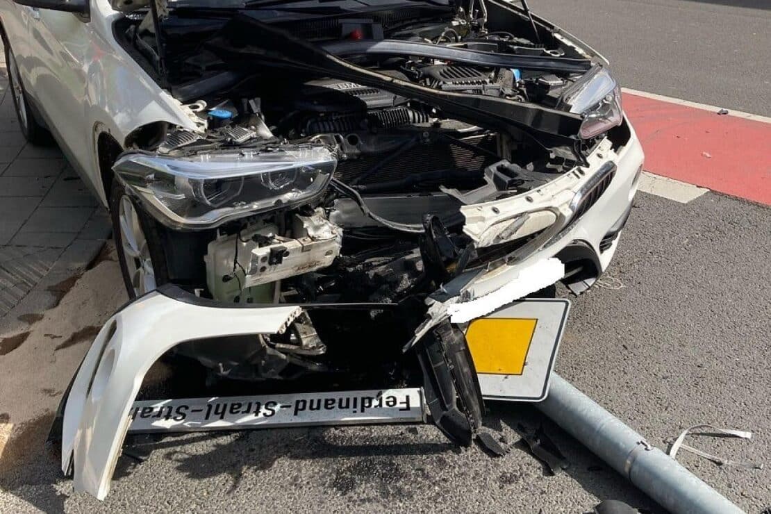 75-Jähriger bei Unfall in Mönchengladbach schwer verletzt