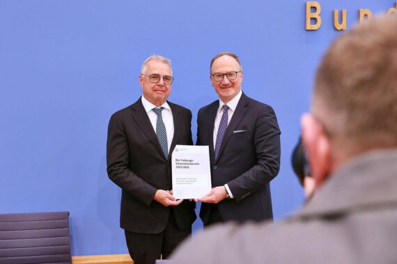 Grafik mit Diagrammen zu Subventionen, Finanzhilfen und deren Auswirkungen im Jahr 2026.