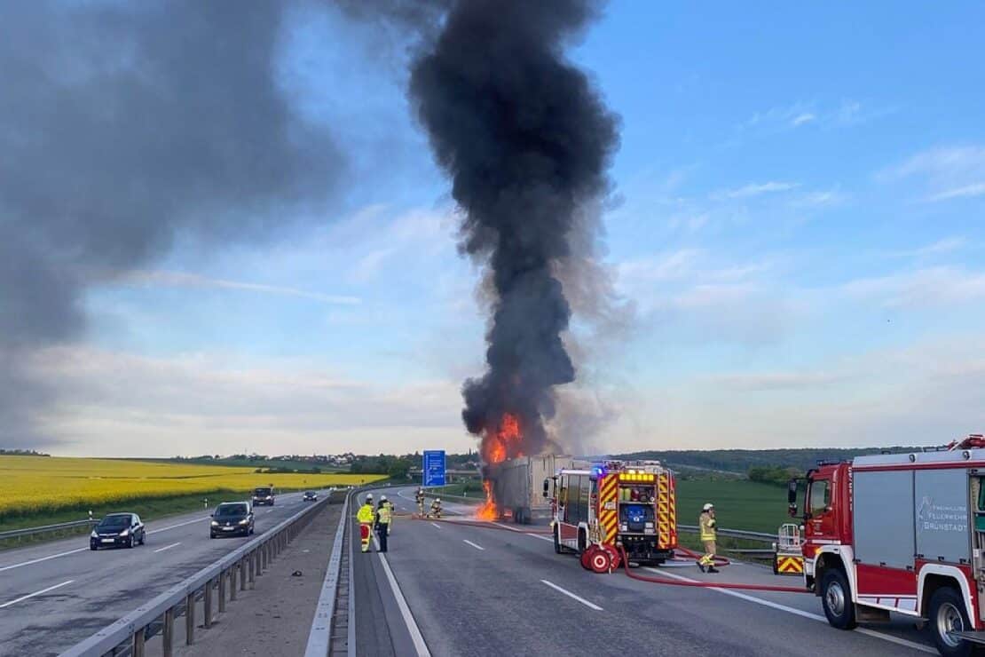 Brennender Lkw legt A6 bei Wattenheim lahm