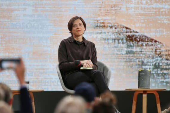 Dorothee Elmiger präsentiert ihren Roman "Die Holländerinnen" im Literaturhaus Villa Clementine, Wiesbaden.