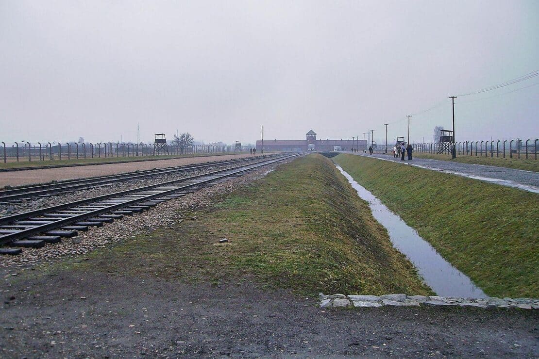 Düsseldorf gedenkt der Opfer der Shoah