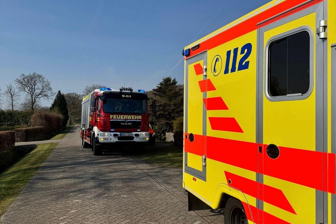 Feuerwehr öffnete Tür für Rettungsdienst in Wallinghausen
