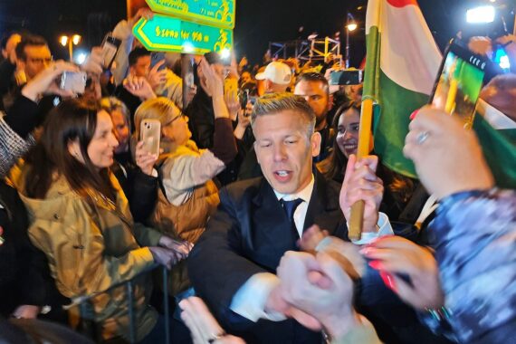 Anton Hofreiter bewertet Orbáns Niederlage als Rückschlag für Putin und Chance für die EU.