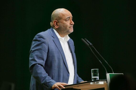 Omid Nouripour spricht über Deutschlands Rolle bei der Friedenssicherung im Nahen Osten.