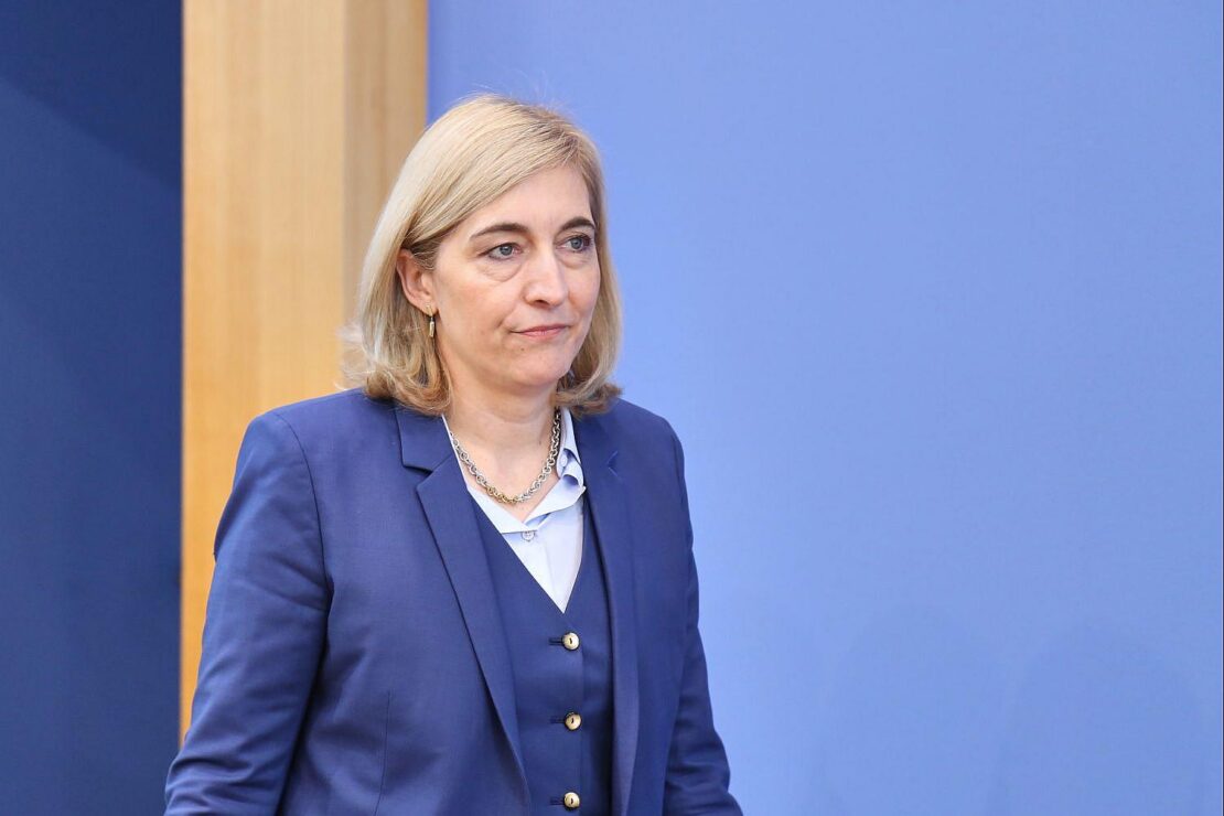 Warken für Steuerfinanzierung von Bürgergeld-Gesundheitskosten