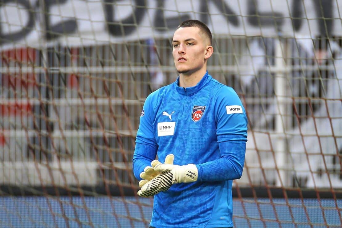 1. Bundesliga: Heidenheim siegt in Köln und wahrt Restchance