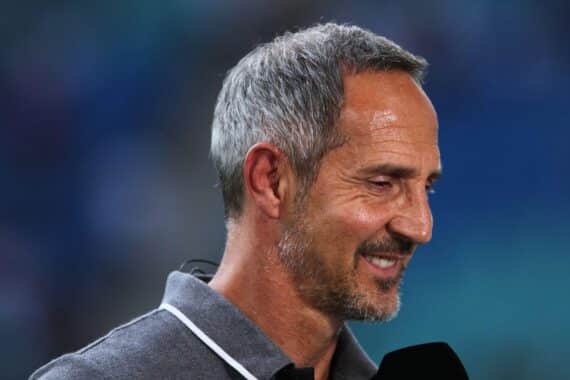 Adi Hütter in Frankfurt: Rückkehr als Trainer, neue Herausforderungen, Team-Strategie, Zukunftsperspektiven.