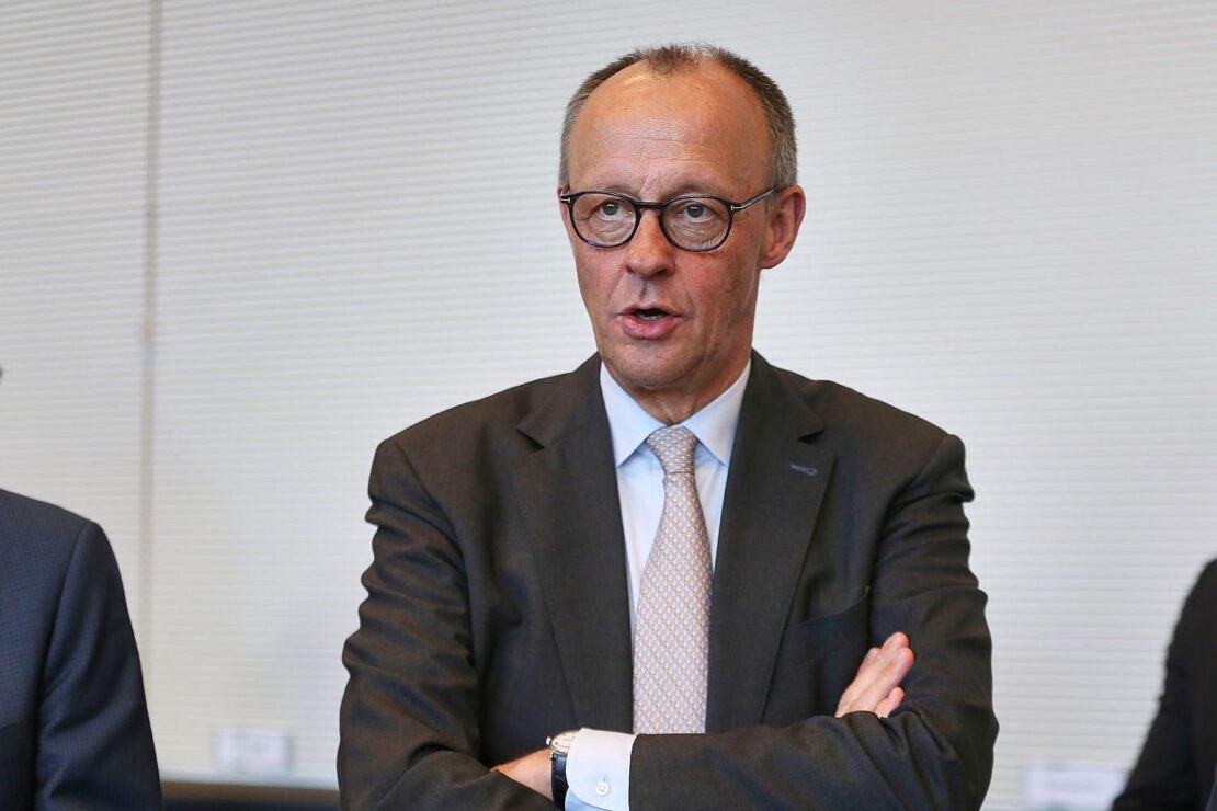Buhrufe und Gelächter bei Merz-Rede auf DGB-Kongress