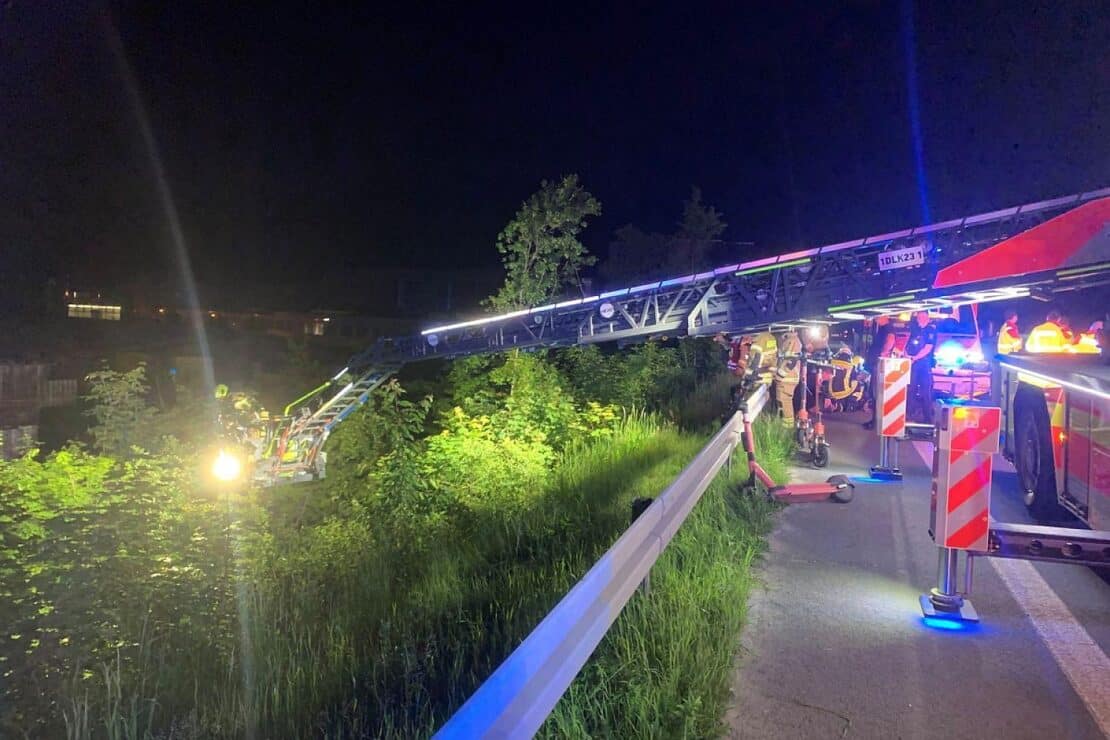 E-Scooter-Fahrer flüchtet nach verbotener Fahrt auf B64 in Paderborn vor der Polizei