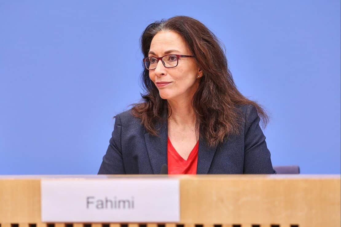 Fahimi begrüßt Gesprächsankündigung der Regierung