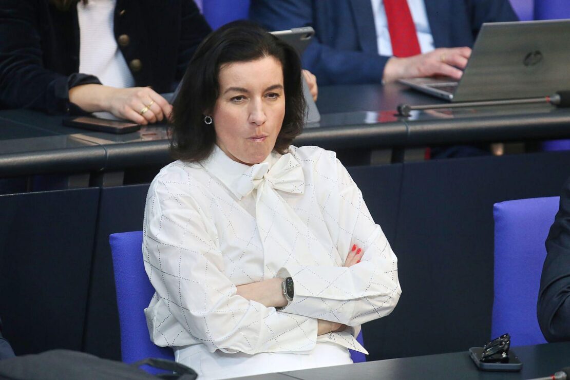 Forschungsministerin Bär will US-Wissenschaftler anlocken