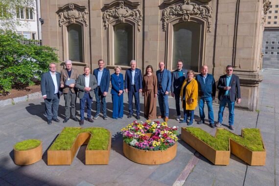 Bürgermeister und Stadträte diskutieren nachhaltige Stadtentwicklung für Heilbronn als Grüne Hauptstadt Europas 2027.