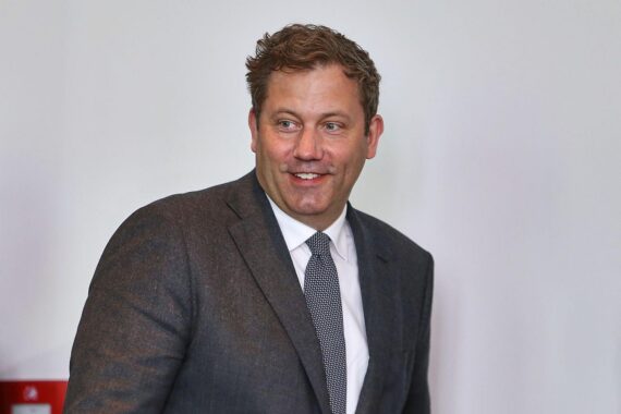 Lars Klingbeil spricht auf DGB-Bundeskongress über Mitbestimmung und wirtschaftliche Herausforderungen in Deutschland.