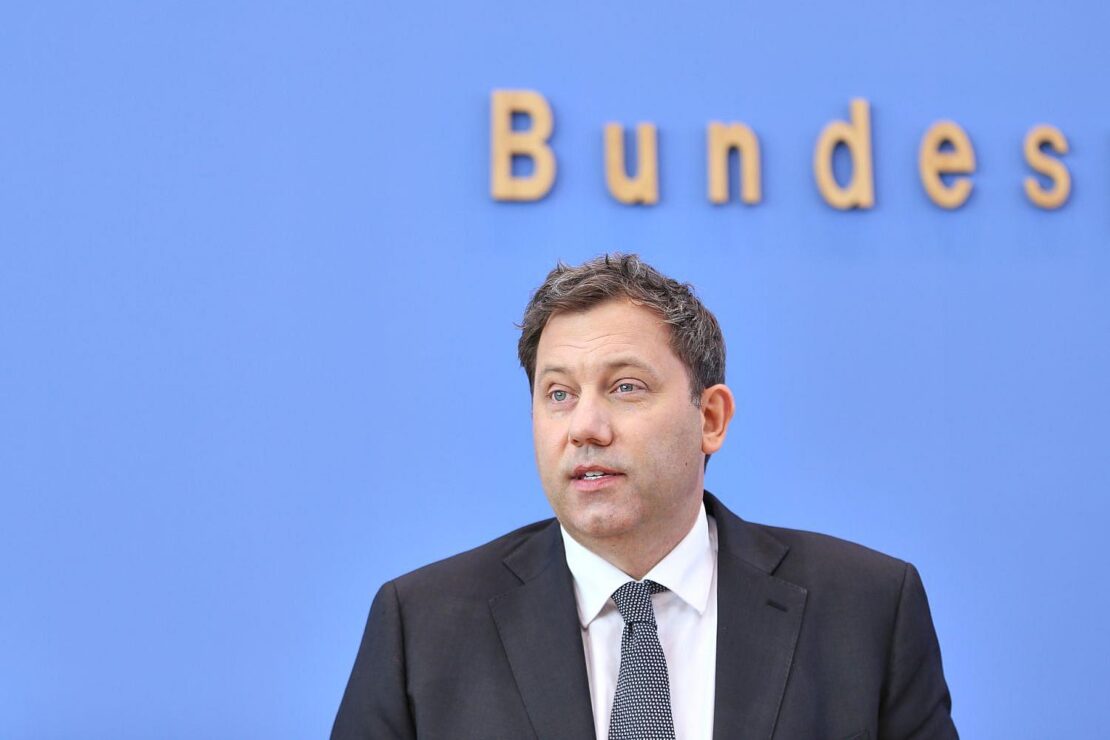 Klingbeil sieht "verdammte Pflicht" für Gelingen der Koalition