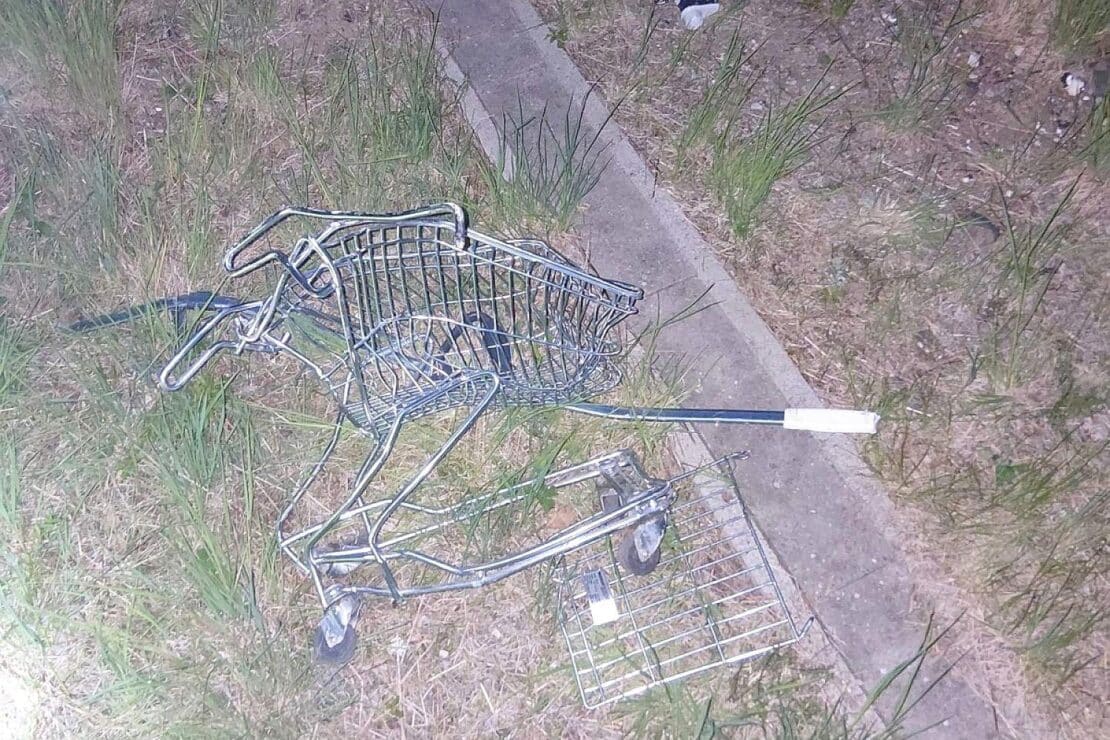 Lokomotive kollidiert mit Einkaufswagen in Neubrandenburg