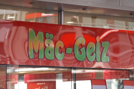 Mäc Geiz insolvent: Discounter beantragt vorläufige Eigenverwaltung und kann weiterhin Vermögen verwalten.