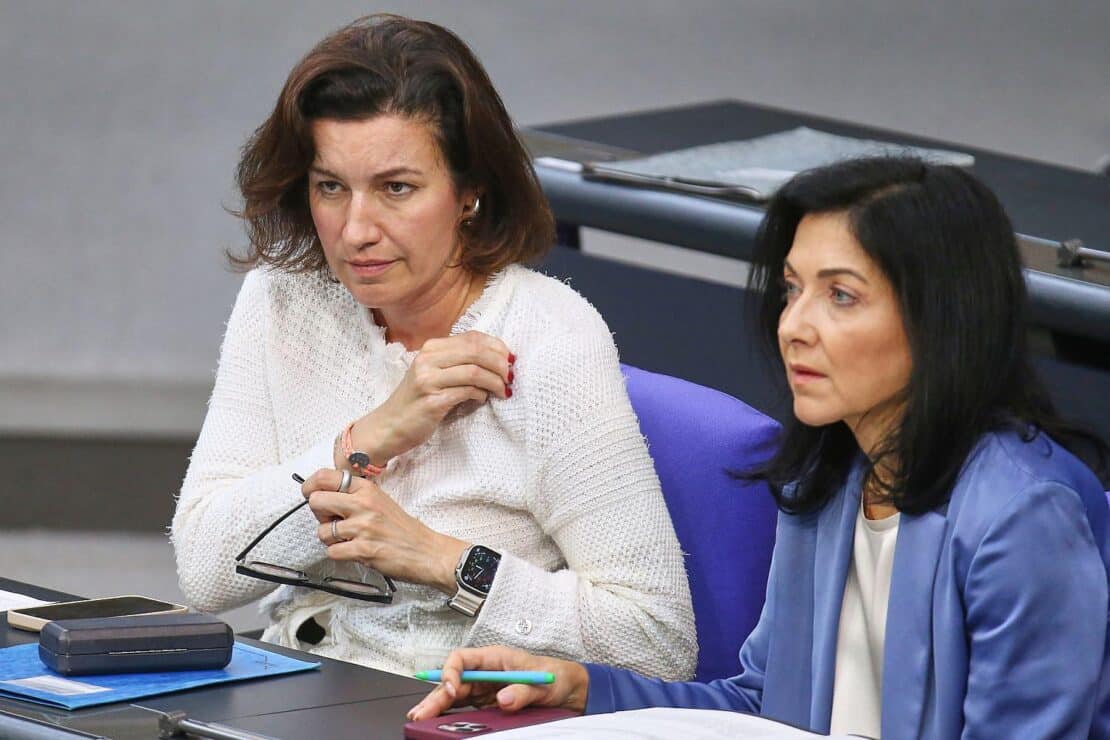 Ministerinnen weisen Überlegungen zu Minderheitsregierung zurück