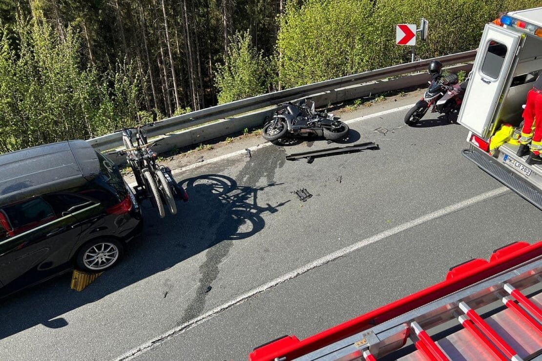 Motorradfahrer stirbt nach Unfall auf L619 bei Plettenberg