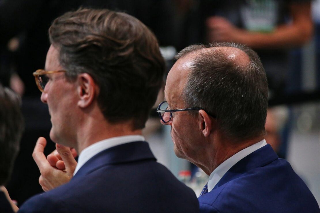 Regierungssprecher: Gerücht um Kanzlertausch "nicht relevant"