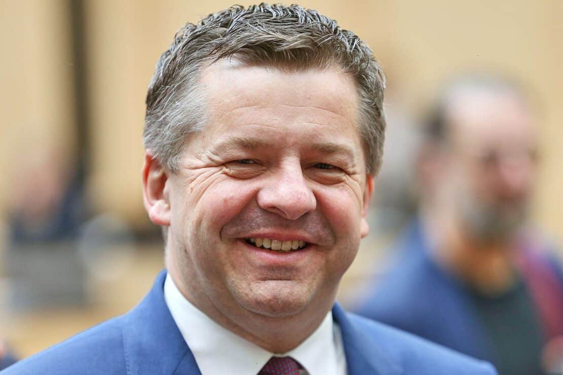 Schulze kündigt Bundesratsinitiative für Alleinerziehende an