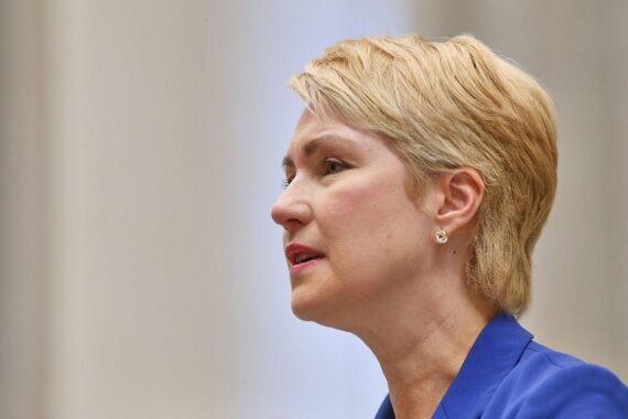 Manuela Schwesig spricht über Entlastungsprämie und fordert umfassendes Entlastungspaket von der Bundesregierung.