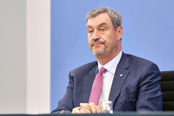 Markus Söder spricht auf dem Sudetendeutschen Tag, Brünn, Bayern-Tschechien Freundschaft betont.