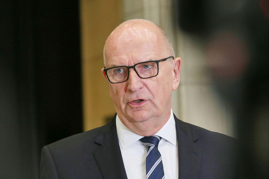 Woidke ruft zu Engagement am Grundgesetz-Ehrentag auf