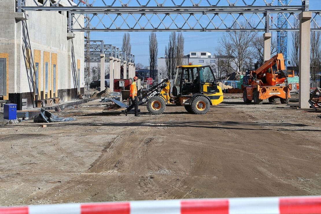 18-Jähriger sägt sich auf Baustelle zwei Finger ab