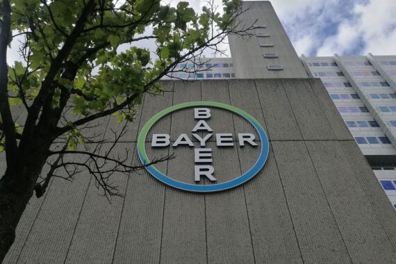 Bayer-CEO Bill Anderson spricht über hohe Strompreise und Standortnachteile in Deutschland.