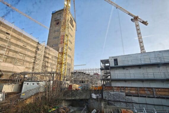 Stuttgart 21 Baustelle: Verschiebung der Eröffnung auf Ende 2031 wegen schwerer Versäumnisse.