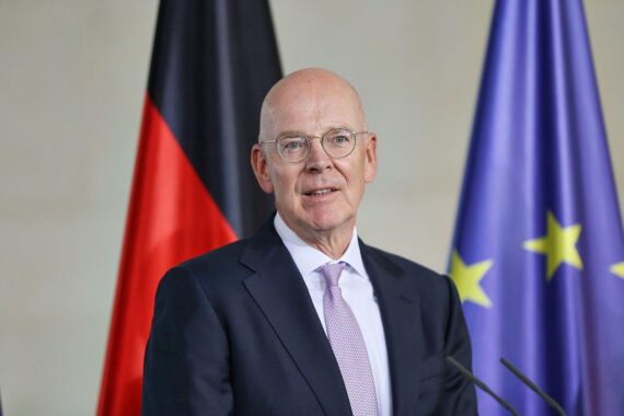 Martin Blessing spricht über private Investitionen und Reformen für Infrastruktur und Gesundheit.