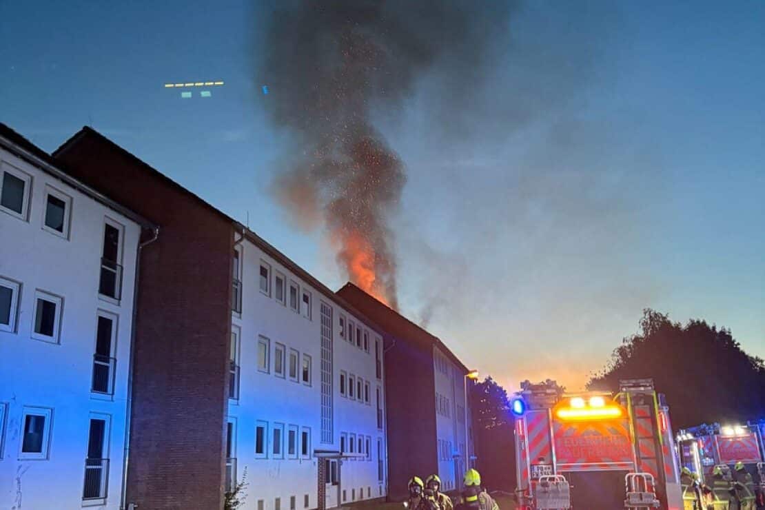 Dachstuhlbrand in Paderborn-Sennelager