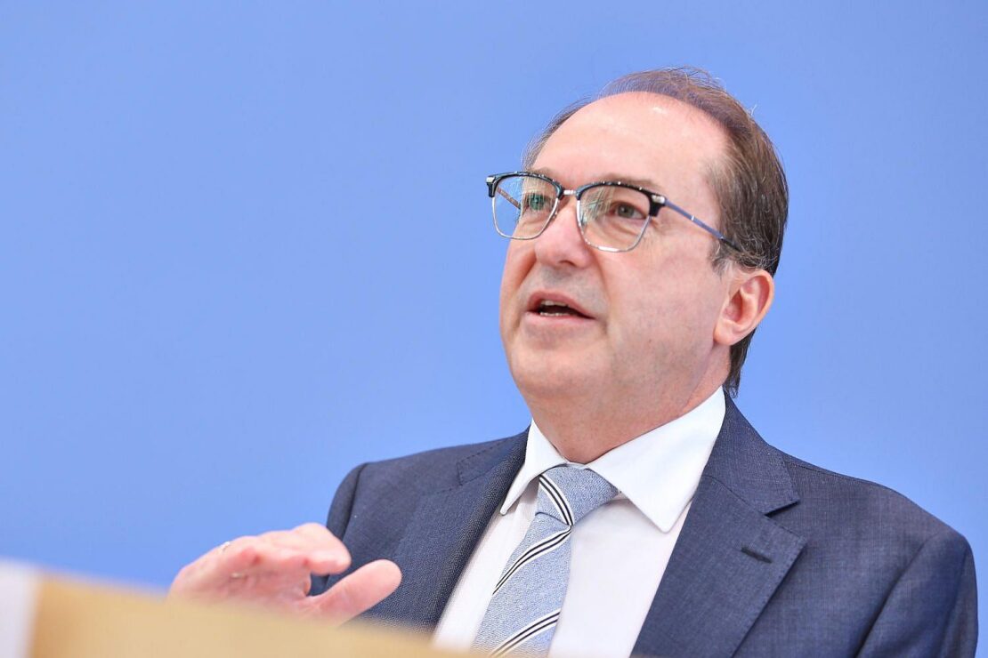 Dobrindt eröffnet neues Zentrum zur Abwehr hybrider Bedrohungen