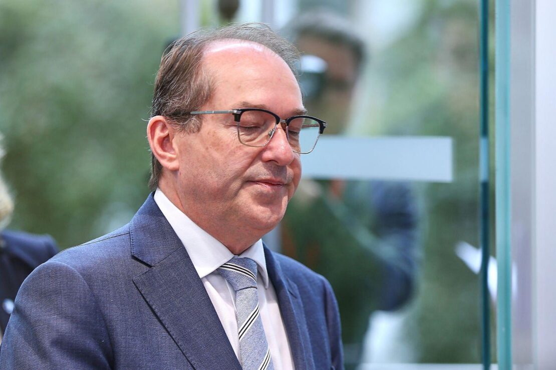 Dobrindt will Kürzung von Bürgergeld-Regelsatz