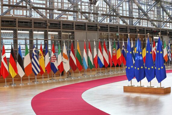 EU-Gipfel zur Verhandlung über Mehrjährigen Finanzrahmen, Staats- und Regierungschefs diskutieren Haushaltsfragen.