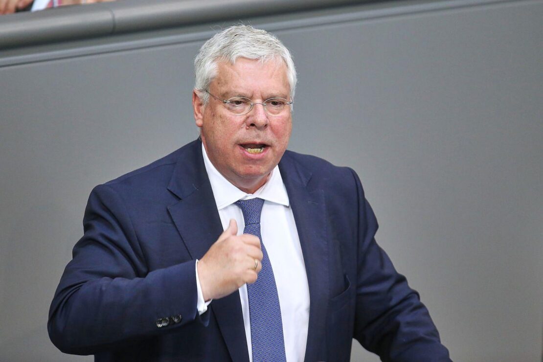 Hardt: Freie Fahrt durch Straße von Hormus zentral für Deutschland