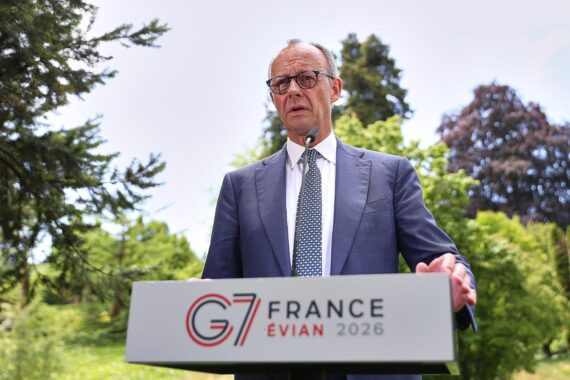 Friedrich Merz spricht optimistisch über G7-Gipfel-Ergebnisse zu Geopolitik und Zusammenarbeit.