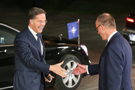 Mark Rutte und Friedrich Merz bei einem sicherheitsrelevanten Treffen im Verteidigungsministerium.
