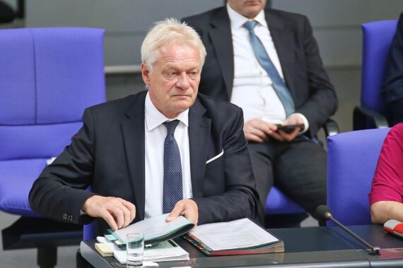 Alois Rainer diskutiert die Reform der Gemeinsamen Agrarpolitik mit Fokus auf ländliche Entwicklung.