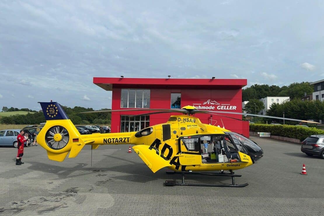 Rettungshubschrauber landet in Niedersprockhövel nach Unfall