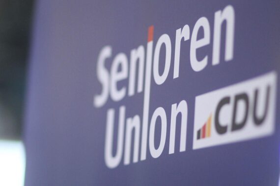 Senioren-Union unterstützt Friedrich Merz als Partner für Rentenreform und Seniorenangelegenheiten.