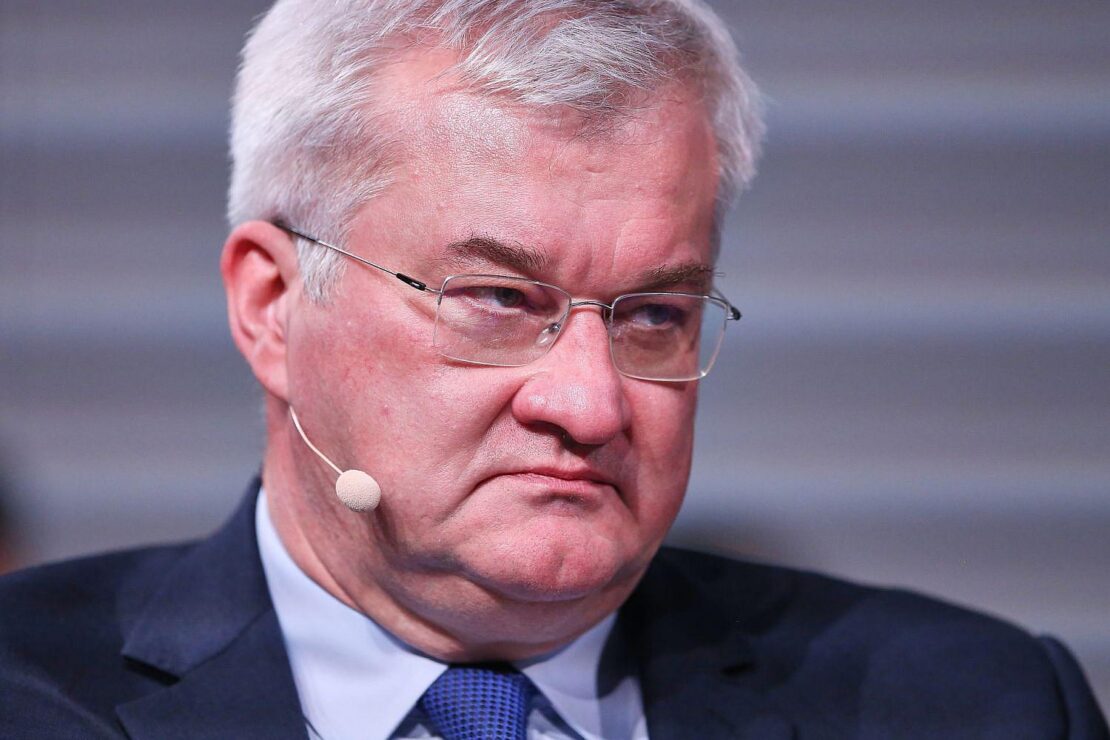 Ukrainischer Außenminister: Sonderregeln für Russen bleiben