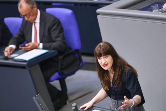 CDU-Politiker diskutieren Zusammenarbeit mit der Linkspartei nach umstrittener Äußerung.