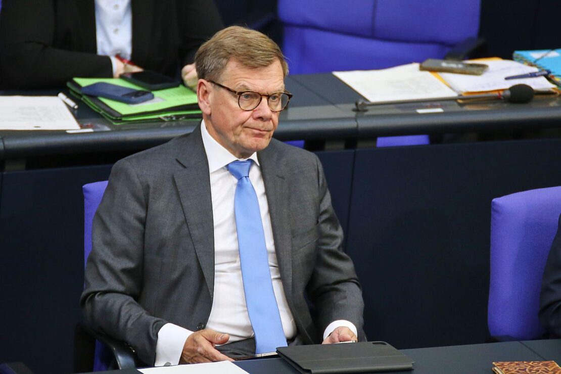 Wadephul rechnet mit langen Atomverhandlungen mit Iran